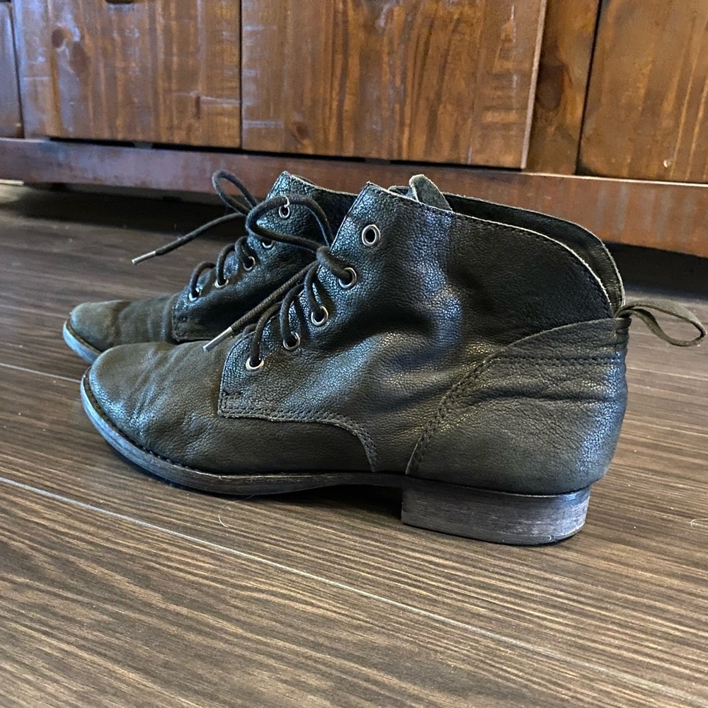 4 for 20❣️ Sam Edelman leather ankle boots size 7
